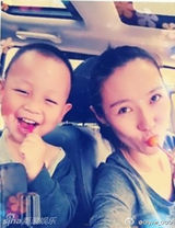 组图：王学圻孙子萌照曝光小家伙调皮可爱