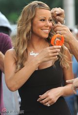 高清组图：玛丽亚-凯莉拍摄新歌MV 