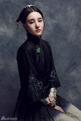 组图：钟汉良《十月围城》曝角色海报油画质感