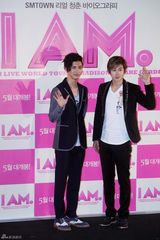 高清组图：东方神起SJ等群星宣传SM公司传记影片