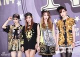 组图：T-ara N4嘻哈装亮相 宣布将进军美国