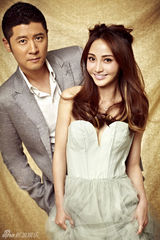 组图：姚笛任重再曝写真 获赞“最有爱情侣档”