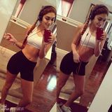 组图：比伯酒驾门嫩模近照曝光 身材火辣诱惑