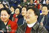 组图：春晚“钉子户”笑脸哥连续十五年登上春晚