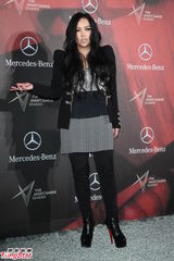 组图：张惠妹疑默认新恋情 否认喝知名饮品爆肥