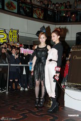 组图：Twins工作密集盼望早放假阿Sa为阿娇写情书