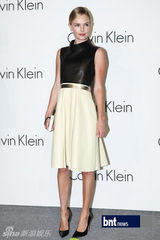 组图：EXO朴施厚等众星出席某服饰品牌展示会