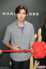 组图：贺军翔哀怨成金钟遗珠 避谈逃兵役话题