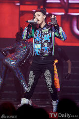 组图：《M！Countdown》BigBang获第一 SHINee回归