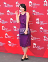 高清组图：《两个世界》记者会 黄璐娇媚亮相