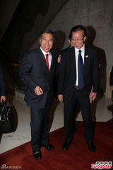 组图：钟景辉热爱演艺不退休 古明华获万元金牌