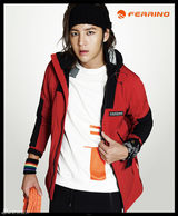 高清组图：张根硕户外写真帅气逼人酷劲足