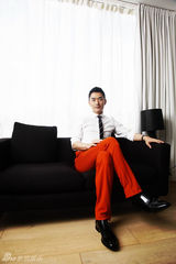 组图：董璇朱泳腾助阵慈善夜 呼吁儿童关爱