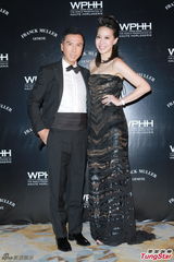 组图：李嘉欣与夫恩爱亮相 张智霖不介意妻旧事