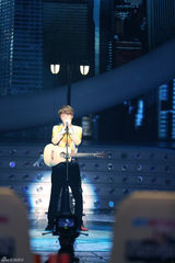 高清图：《中国星》启动淘汰赛 12强新造型亮相