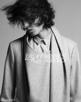 组图：新生代潜力男模特登《达人志》封面