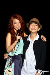 组图：Hebe语出惊人“胸部山” Ella搞笑扮丑相挺