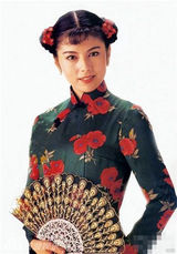 策划：日本女星中国风造型 旗袍团子头贺新春