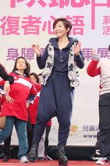 组图：林晓培呼吁曹格勿被酒精控制 明年将发片