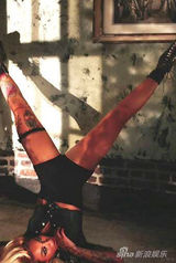 组图：碧昂斯新写真化身机车女郎秀性感曲线美