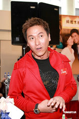 幻灯图集：马德钟望《搜下留情》三角恋博收视