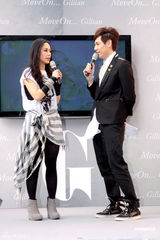 组图：阿娇被问玉照反应大 称要随时间“放低过去”