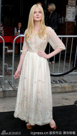 组图：《超级8》洛杉矶首映 汤姆克鲁斯率大牌助阵