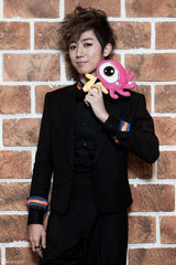 高清组图：对话韩国新团C-Clown 清唱新歌秀唱功