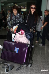 组图：Angelababy回港报平安 经历日本地震心有余悸