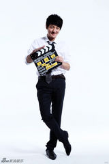 组图：郭京飞阳光写真尽显盛男魅力