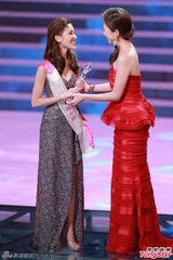 组图：港姐17号陈凯琳获最上镜小姐奖