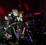 组图：艾薇儿上海开唱揭幕世界巡演