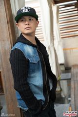 组图：侧田为爱移居北京 预言演唱会以歌会友