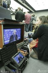 组图：柏林电影节发布会 主席科斯里克现身