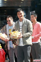 组图：余文乐拒为新片露臀 杜汶泽预告肉搏裸女