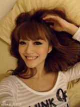 组图：金城武22岁侄女日本出道 基因好气质佳