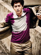 组图：邓超登《星尚》封面  引领初秋新风尚