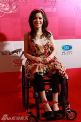 幻灯：《美丽俏佳人》千集红毯 群星云集星光熠熠