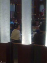 高清组图：田歌酒店密会神秘男 举止亲密疑似相亲