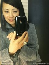 组图：涉薄案央视才女主播姜丰生活照曝光