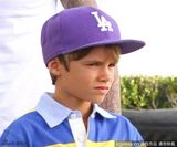 组图：贝克汉姆携子购物 罗密欧扮酷克鲁兹卖萌