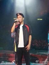 组图：古惑仔五子开唱爆满 阿B哥应采儿捧场