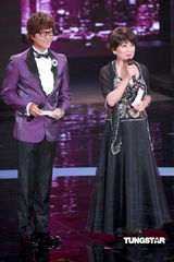 高清组图：李云迪鲍起静致敬感动香港十大人物