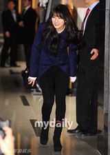 组图：严泰雄大婚众星道贺 李孝利戒指惹眼