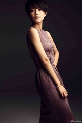 高清图：高圆圆最新冬日写真 华服下散发清雅气息