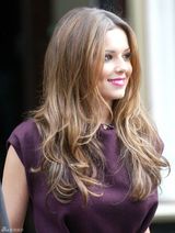 高清组图：谢丽尔-科尔连身紫裙亮相街头