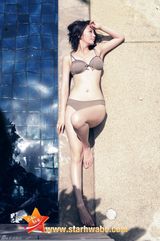 高清组图：韩星安慧京拍杂志写真 尽展优雅性感