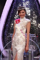组图：2011港姐出炉朱晨丽折桂 朱希敏许亦妮获亚季