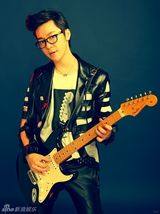 组图：好声音丁少华魅力回归 坦言音乐是梦想