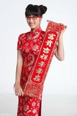 高清组图：李欣汝新年开门红 甜美贺岁送祝福